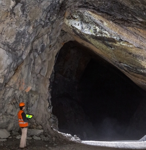 Underground/Mine